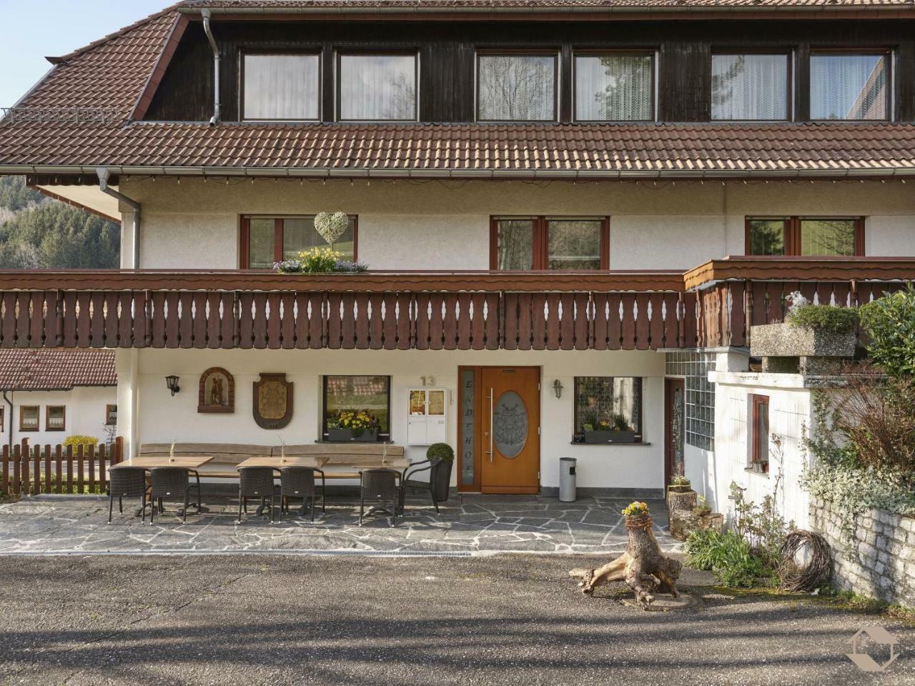 Cafe-Pension Endehof Oberprechtal Exterior photo